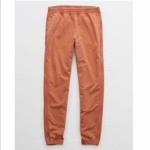 Aerie Sunwashed Desert Jogger